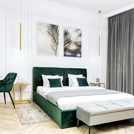 Garden High Ceilings Free Parking Villa Bucharest