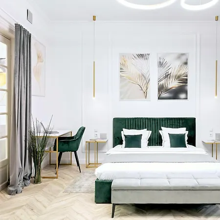 Garden High Ceilings Free Parking * Bucharest