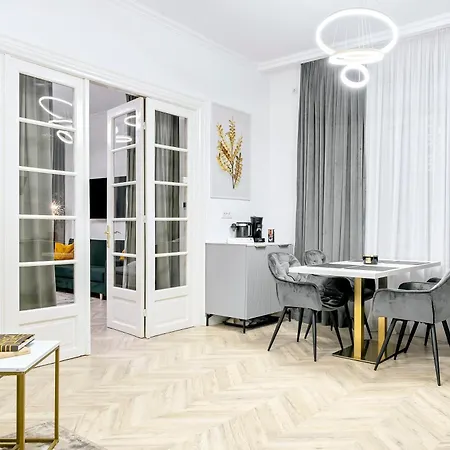 Villa Garden High Ceilings Free Parking *
