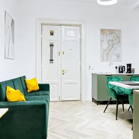 Villa Garden High Ceilings Free Parking Bucharest
