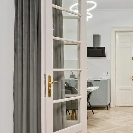 For Rent With Garden - High Ceilings - Free Park -invoice At Request Βίλα *