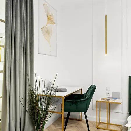 Villa For Rent With Garden - High Ceilings - Free Park -invoice At Request Bucharest