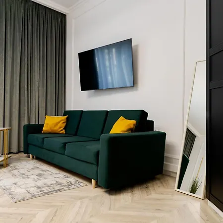 Downtown Private Garden & Garage For Parking Villa Bucharest