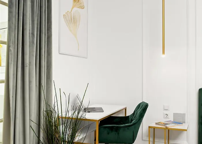 Villa Downtown Private Garden Free Park Bucarest