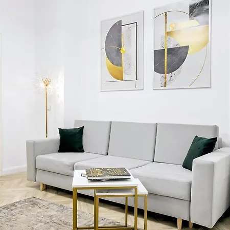 וילה Garden High Ceilings Free Parking בוקרשט