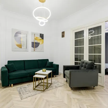 Villa For Rent With Garden - High Ceilings - Free Park -invoice At Request