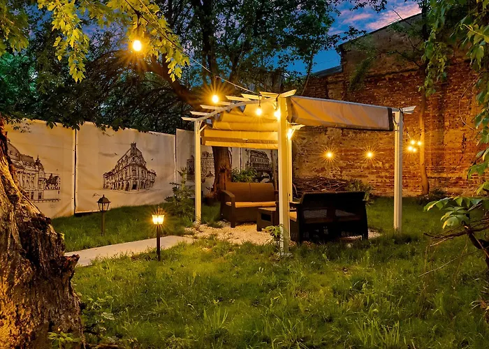 Downtown Private Garden Free Park 别墅 布加勒斯特