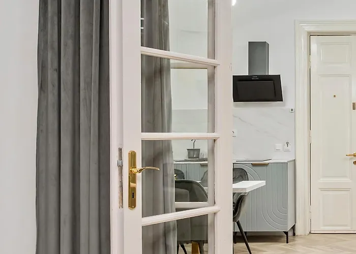 For Rent With Garden - High Ceilings - Free Park -invoice At Request Vila *